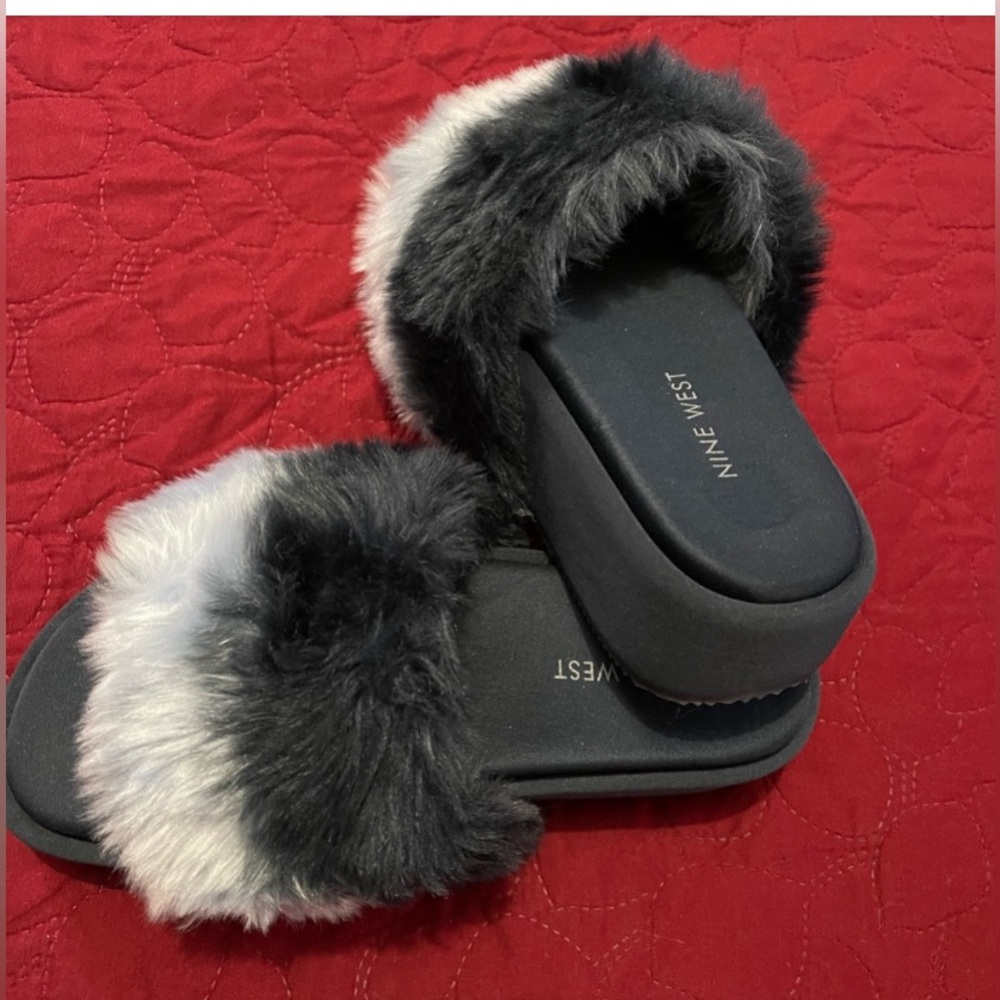 Nine West Faux Fur Platform Sandals size 11 Fuzzy Rises Blue Multi Favri